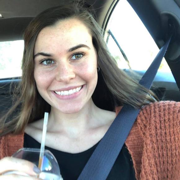 Meet your Posher, Kaily - Picture 1 of 1